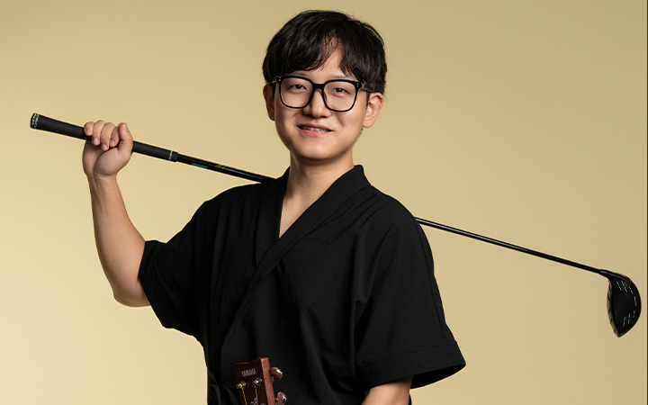 斜杠青年-符老师